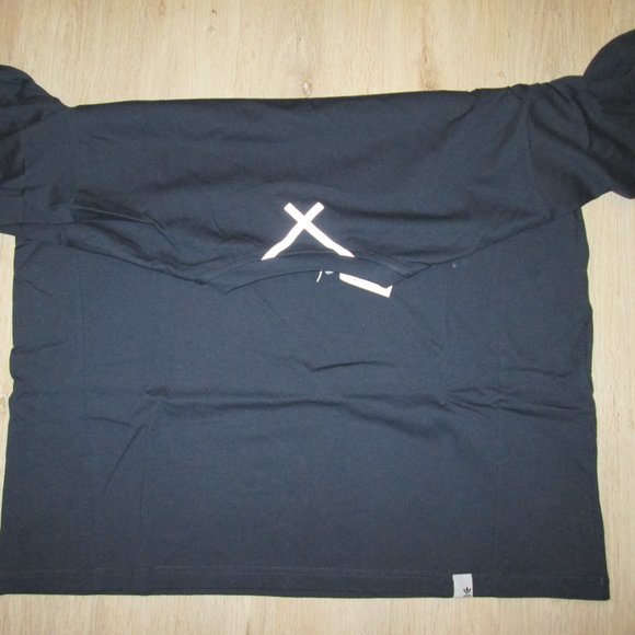 adidas Blue Short Sleeve Tee Classic Design - Picture 2 of 3